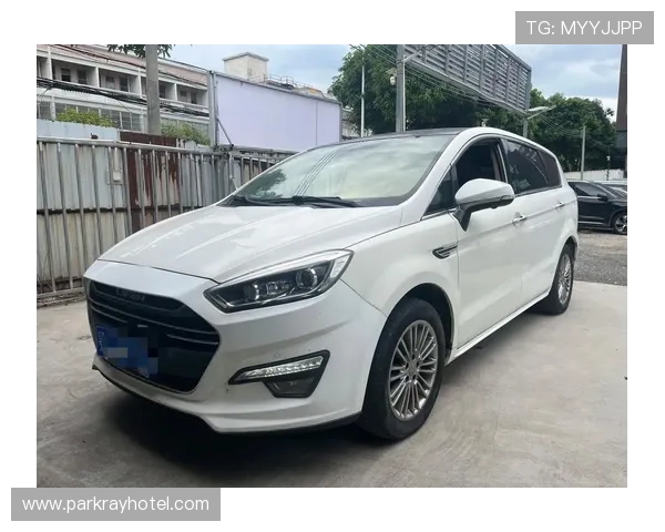 10万元以内最美MPV！试驾力帆轩朗2.0